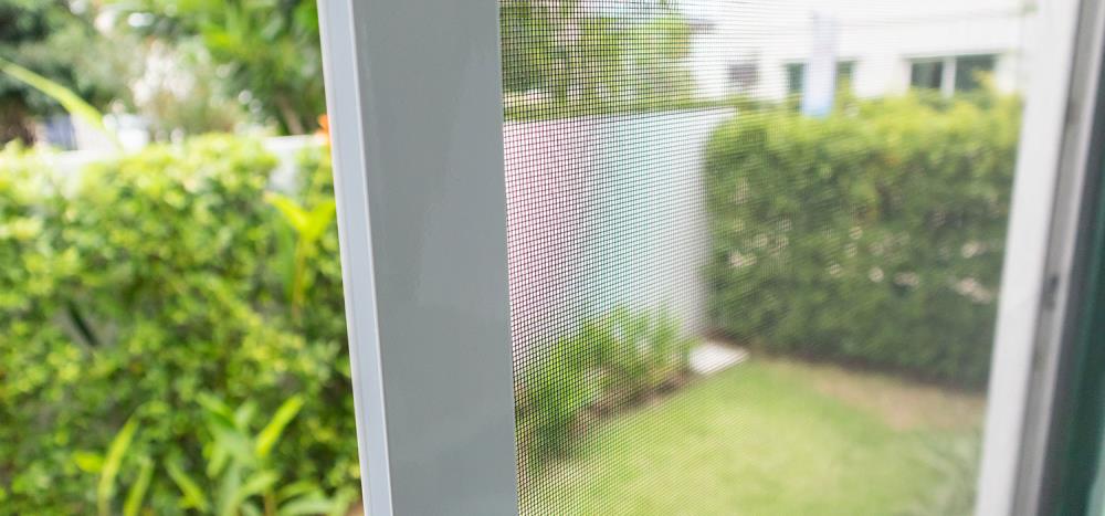 5 segnali che è ora di sostituire le vecchie Zanzariere