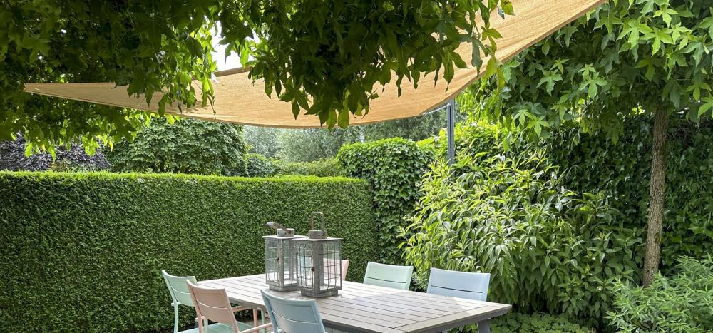 Come fare ombra in giardino: idee e consigli