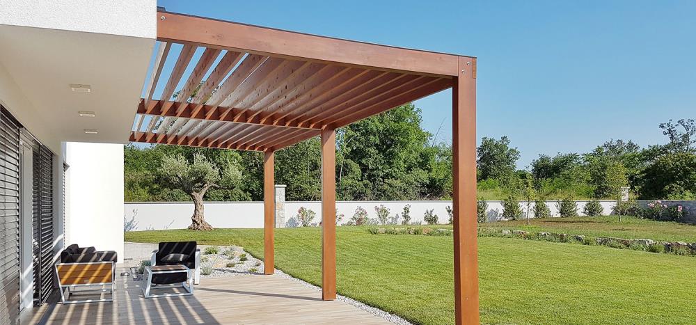 Pergola addossata: quali permessi servono? Informazioni utili