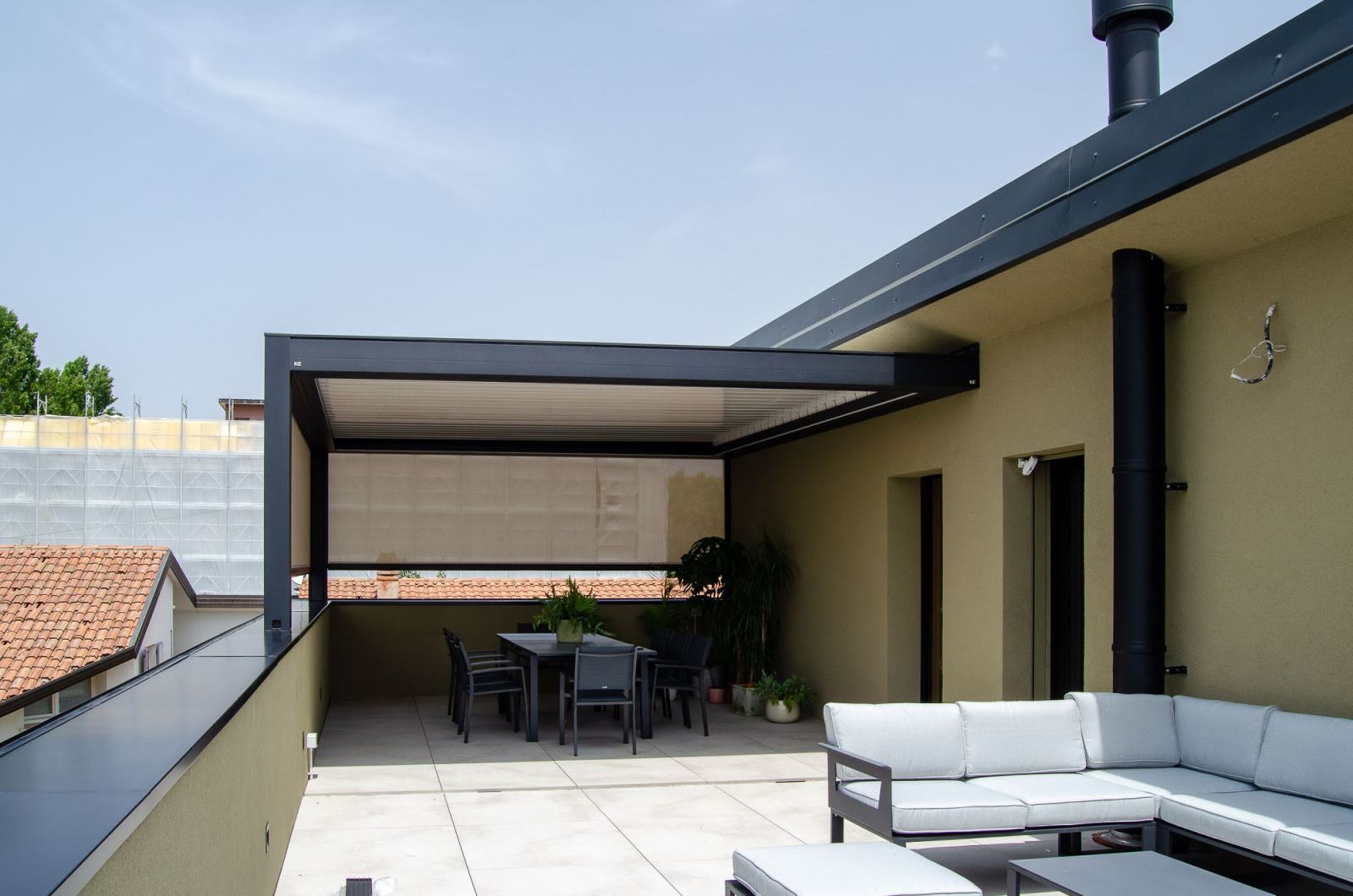 Realizzazione Pergola Kedry Prime a Rovigo (RO) - Tecnologie Protettive
