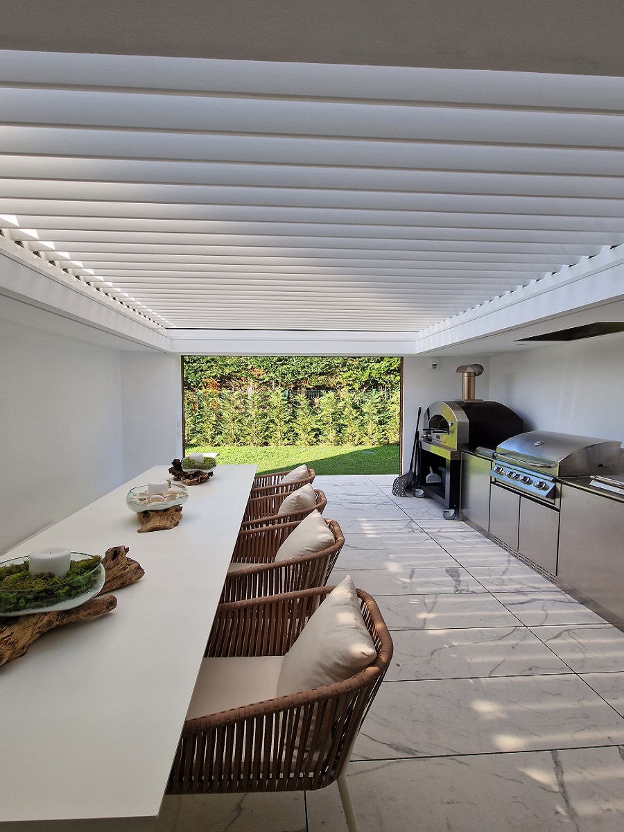 Realizzazione Pergola Kedry T ad Albarella(RO) - Tecnologie Protettive