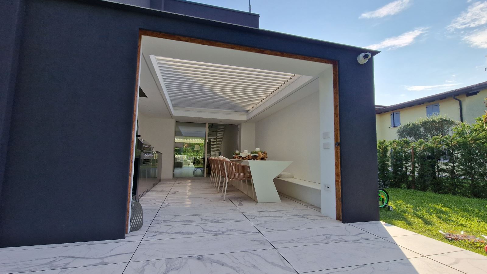 Realizzazione Pergola Kedry T ad Albarella (RO) - Tecnologie Protettive