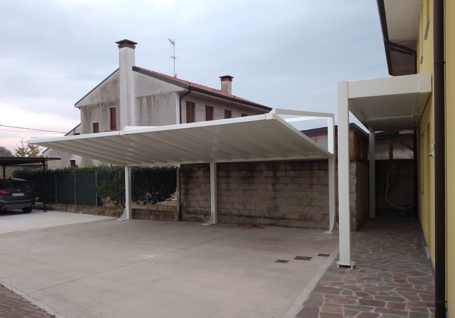 Realizzazione pergola linea parking a Rovigo (RO) - Tecnologie Protettive